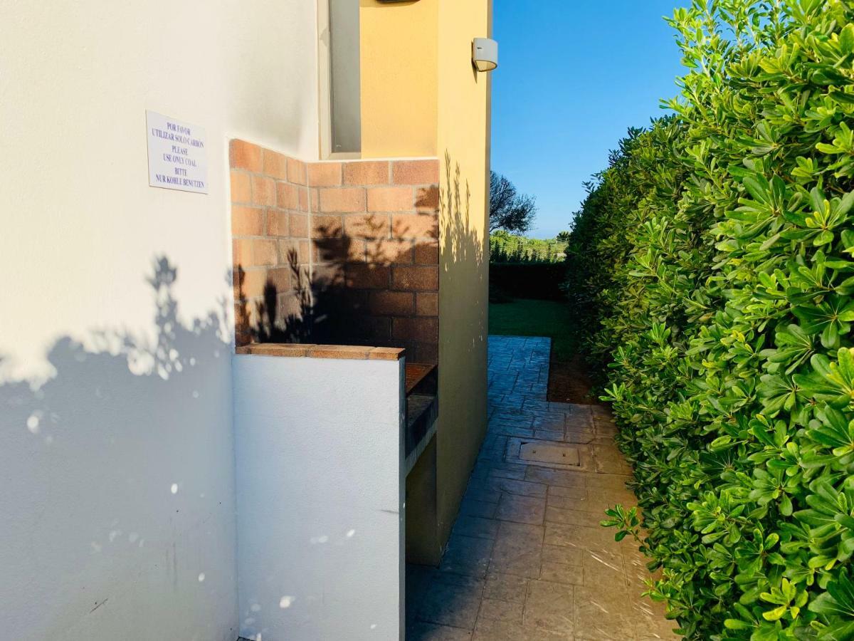 Villa Lauvic Cala en Bosch Esterno foto